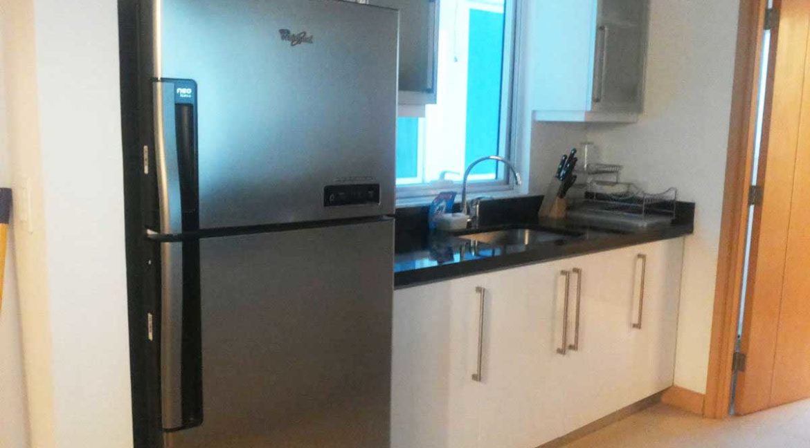 1016residences-2br-bea-kitchen-1200x800