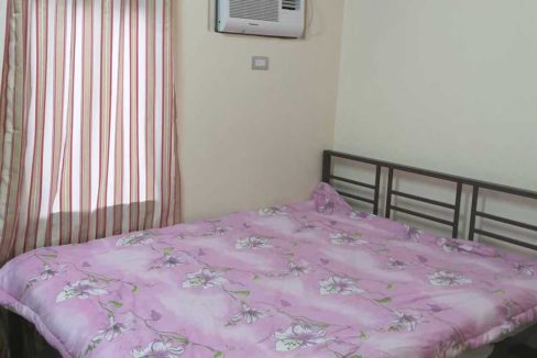 Azaleacondo-10-bed-queen-1200x800