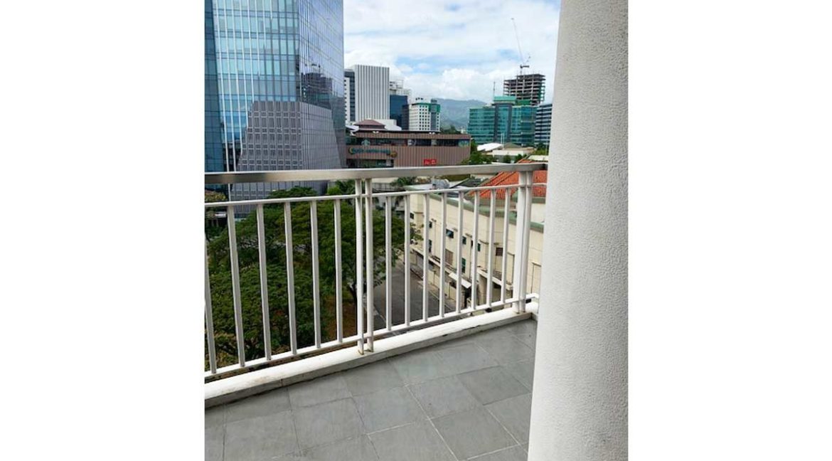 Cebu-Business-Park-1016-Residences-CB513-Pic4-1200x800