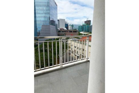 Cebu-Business-Park-1016-Residences-CB513-Pic4-1200x800