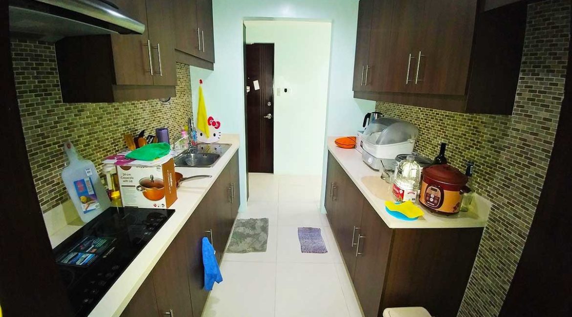 Lahug-Padgett-Place-LP201-Kitchen2-1200x800