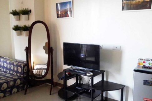 MGF-Stu-stripegraybed-tvstand-1200x800