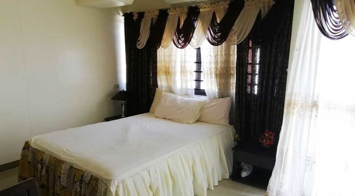 Mabolo-Garden-Flat-MM104-Pic1-1200x800