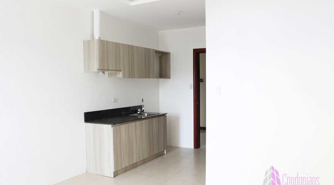 Stu_Trillium_finish_backview-1200x800