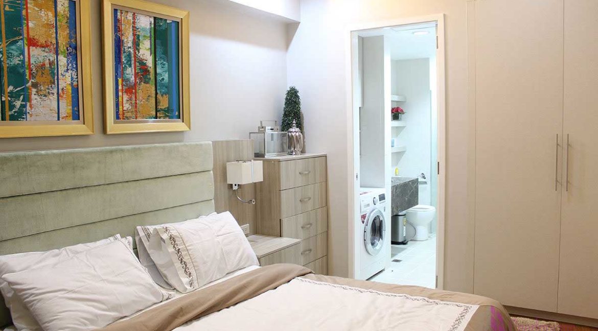 T1_1BR_222_bedroom-1200x800