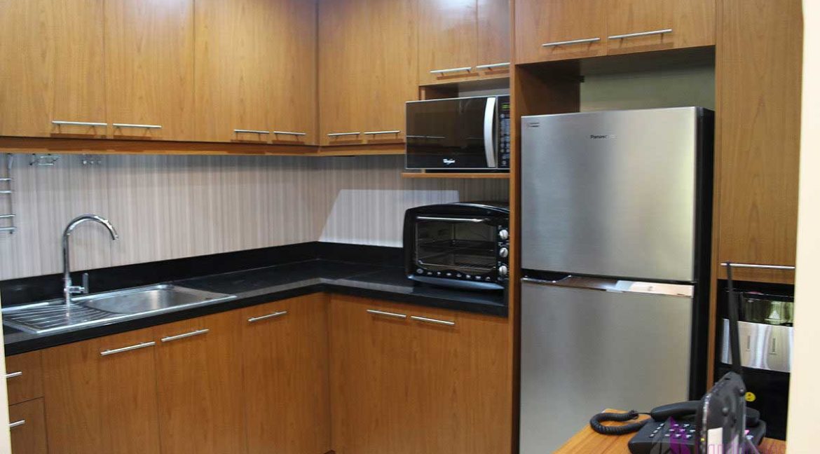 T1_1BR_222_kitchen-1200x800