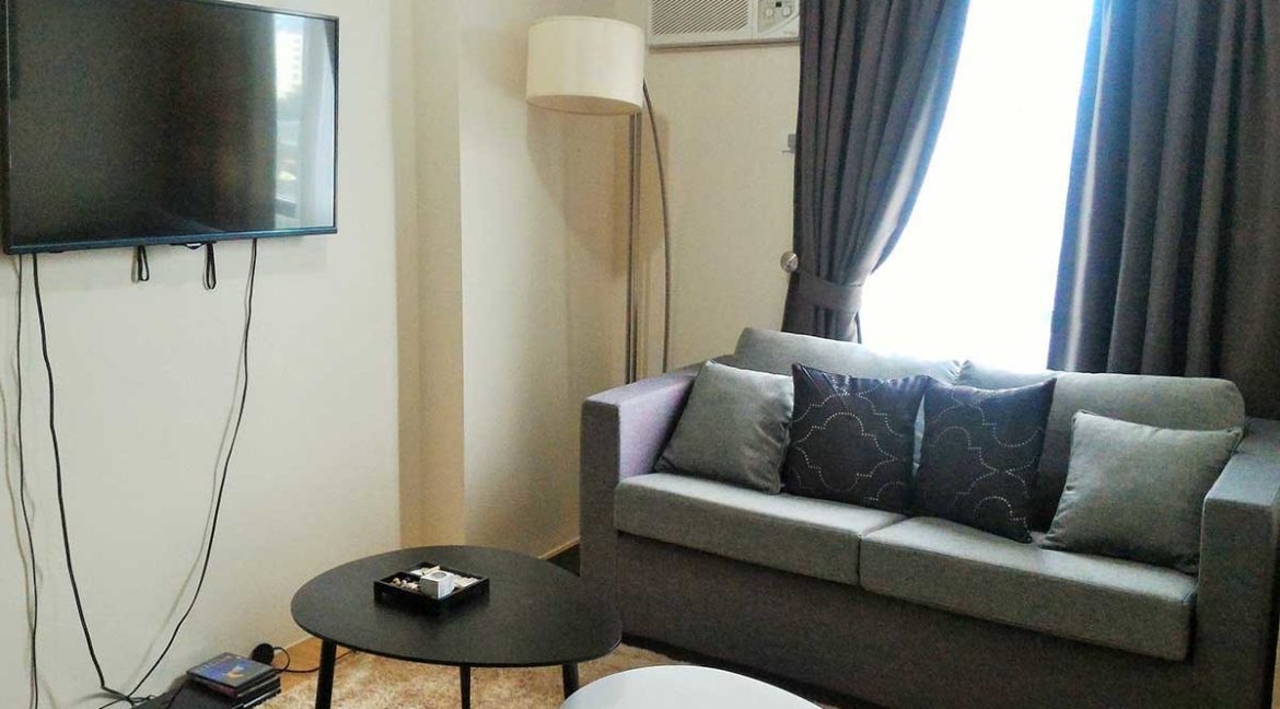 aidatowers-1br-2-living-1200x800