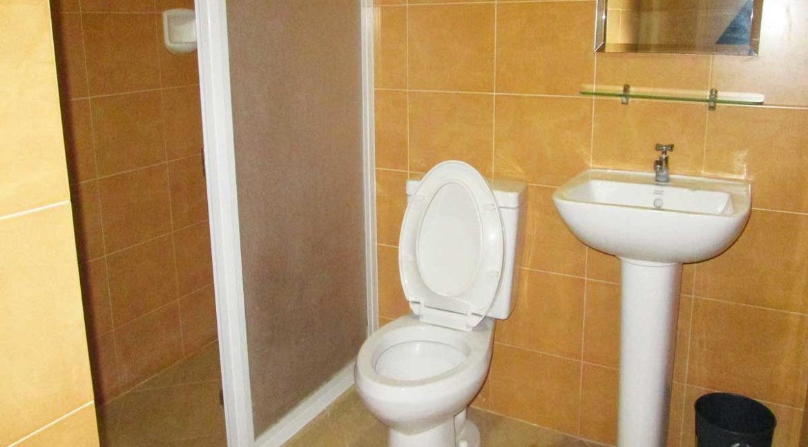 apartelles-bathroom-1200x800