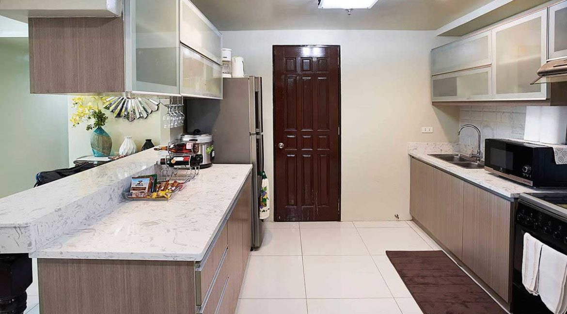 avalon-3br-kitchen2-jas-1200x800