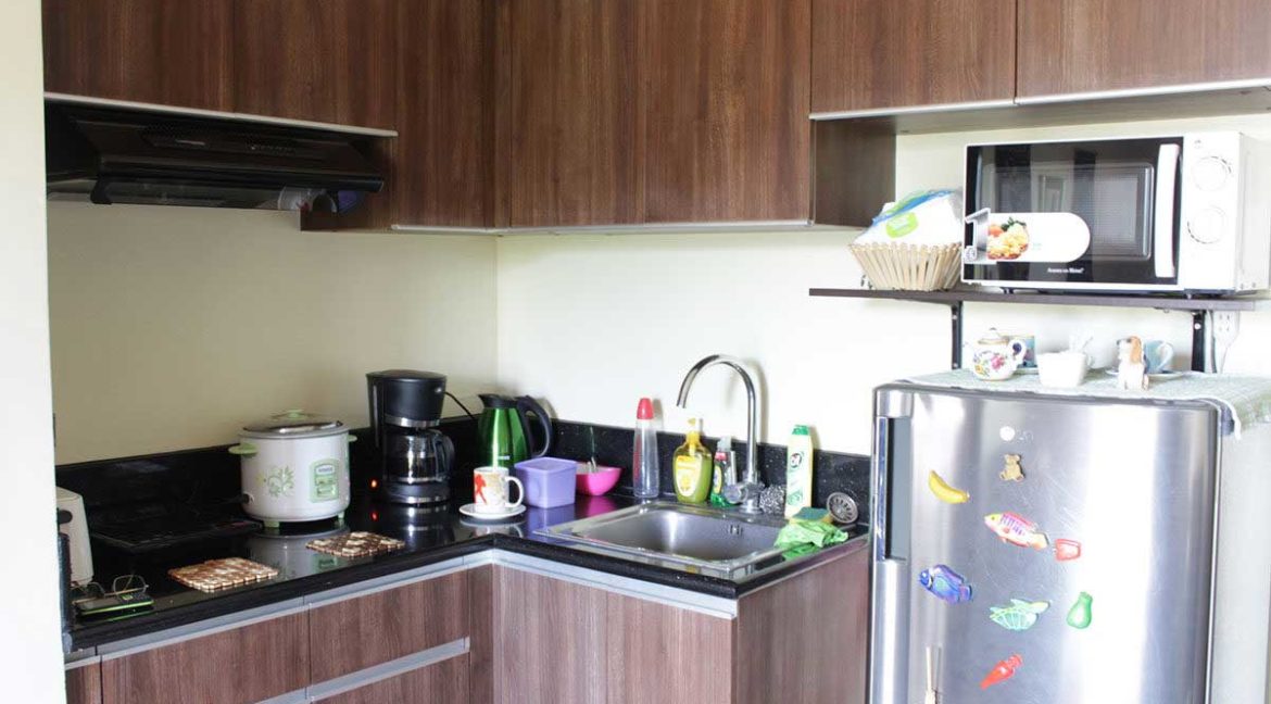 azalea-1br-bea-5th-kitchen-1200x800