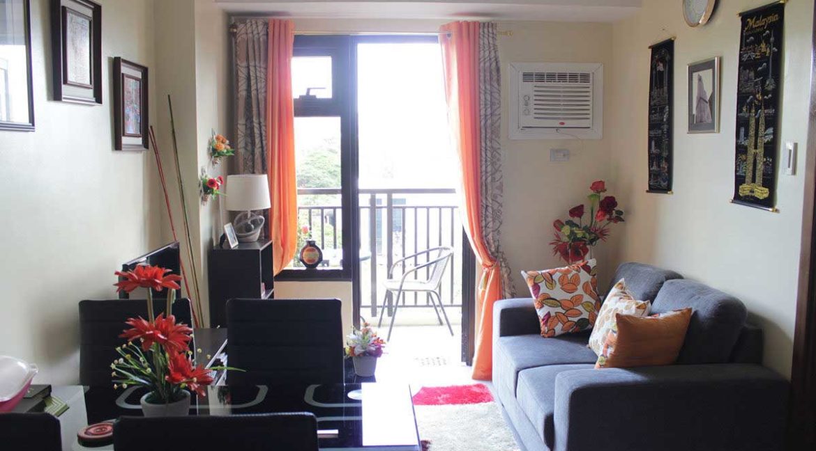 azalea-1br-bea-5th-living-1200x800