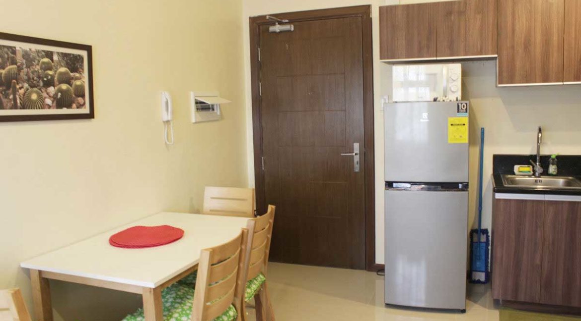 azalea-1br-jas-5th-dining-1200x800