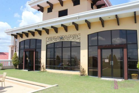 condotel-baniladcebu-building-1200x800