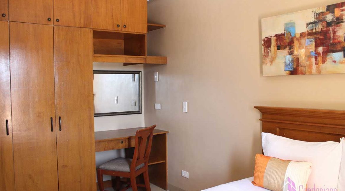 condotel-cebu-2br-apas-bed2-1200x800