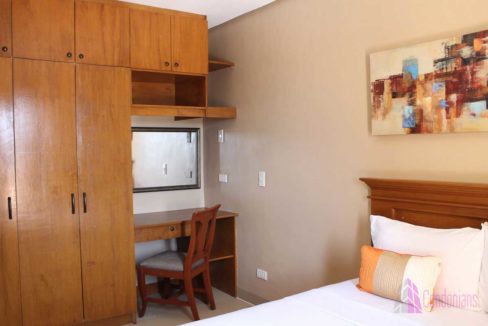 condotel-cebu-2br-apas-bed2-1200x800