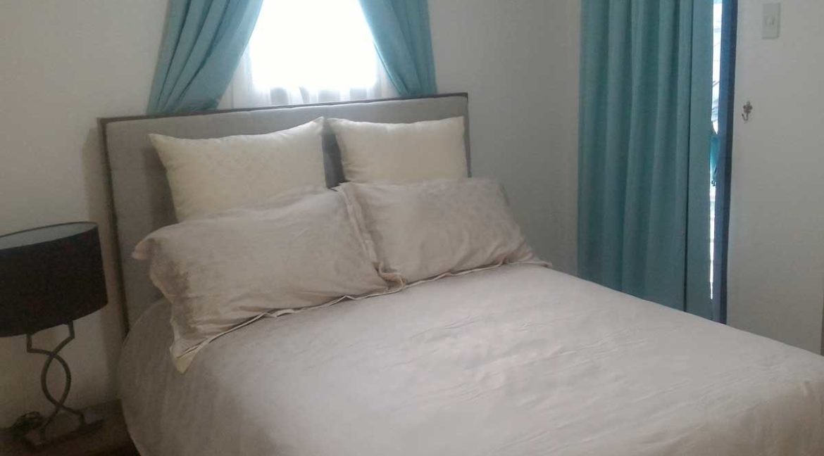 courtyard-2br-1-room2-1200x800