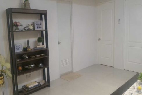 courtyard-2br-1-roomdoors-1200x800