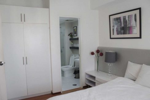 grand-cenia-1br-bedroom-withcabinetsCR-1200x800