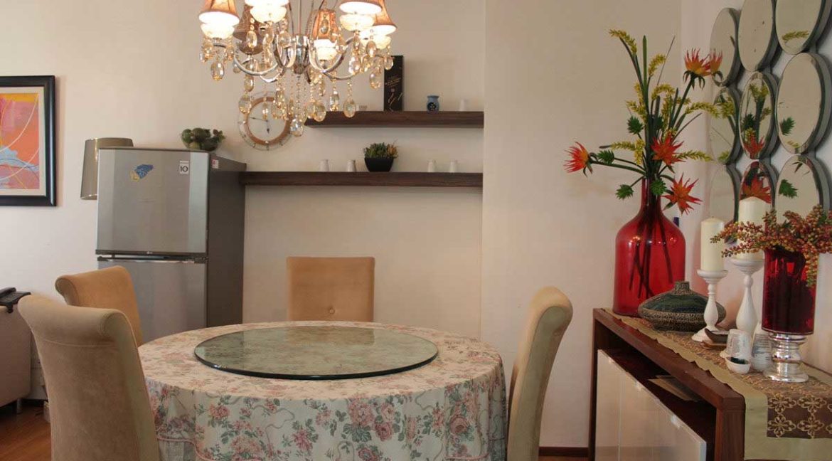 grand-cenia-1br-dining-1200x800