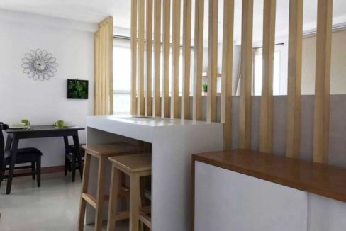 laguardiaflat2-1br-penthouse-backview-1200x800
