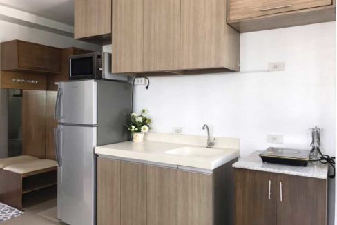 laguardiaflat2-1br-penthouse-kitchen-1200x800