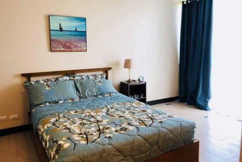 mactan-newtown-2br-bed2-1200x800