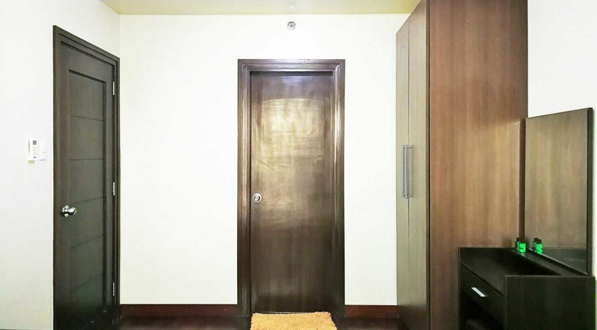 padgett-1br-living-1200x800