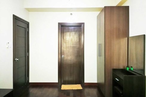 padgett-1br-living-1200x800