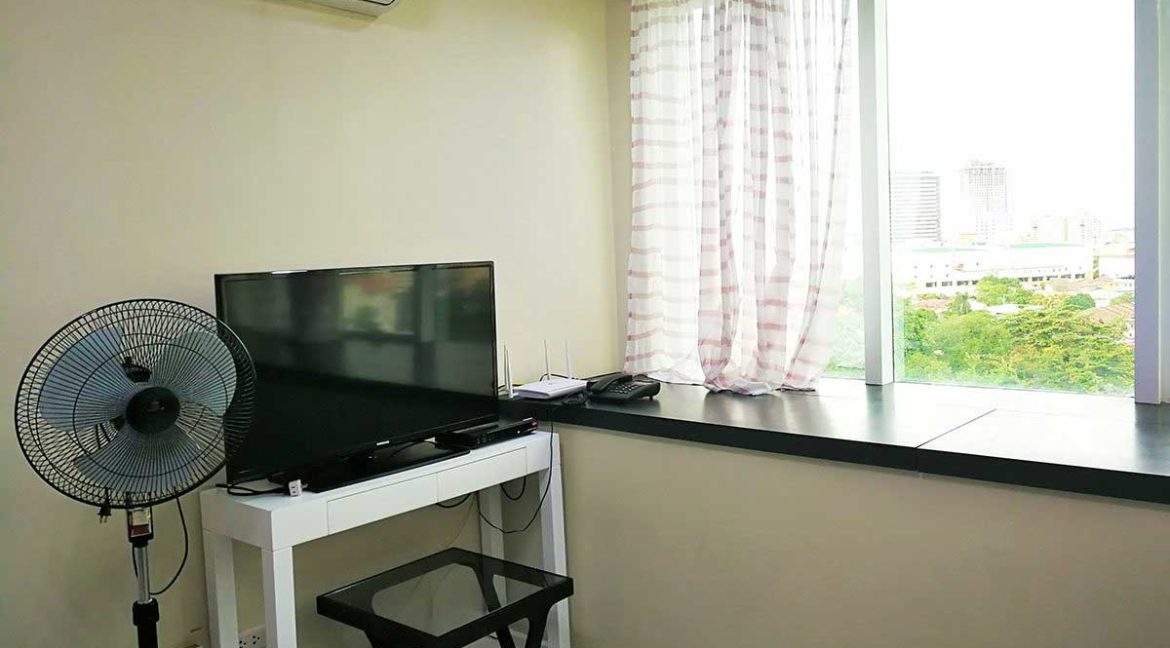 padgett-1br-windows-1200x800