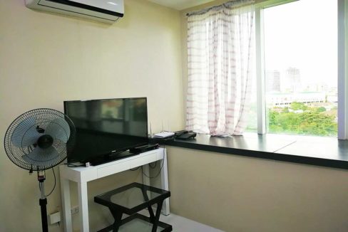 padgett-1br-windows-1200x800