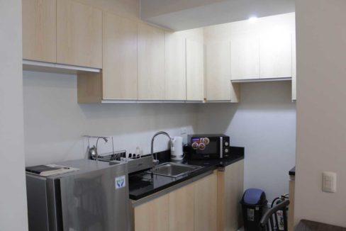 solinea-1br-9th-kitchen-1200x800