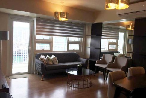 solinea-2br-leny1-living2