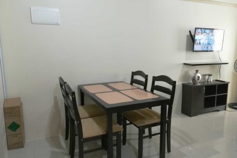 soltana-1br-9th-dining-1200x800
