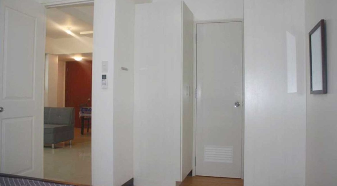 the-courthyard-room-1200x800