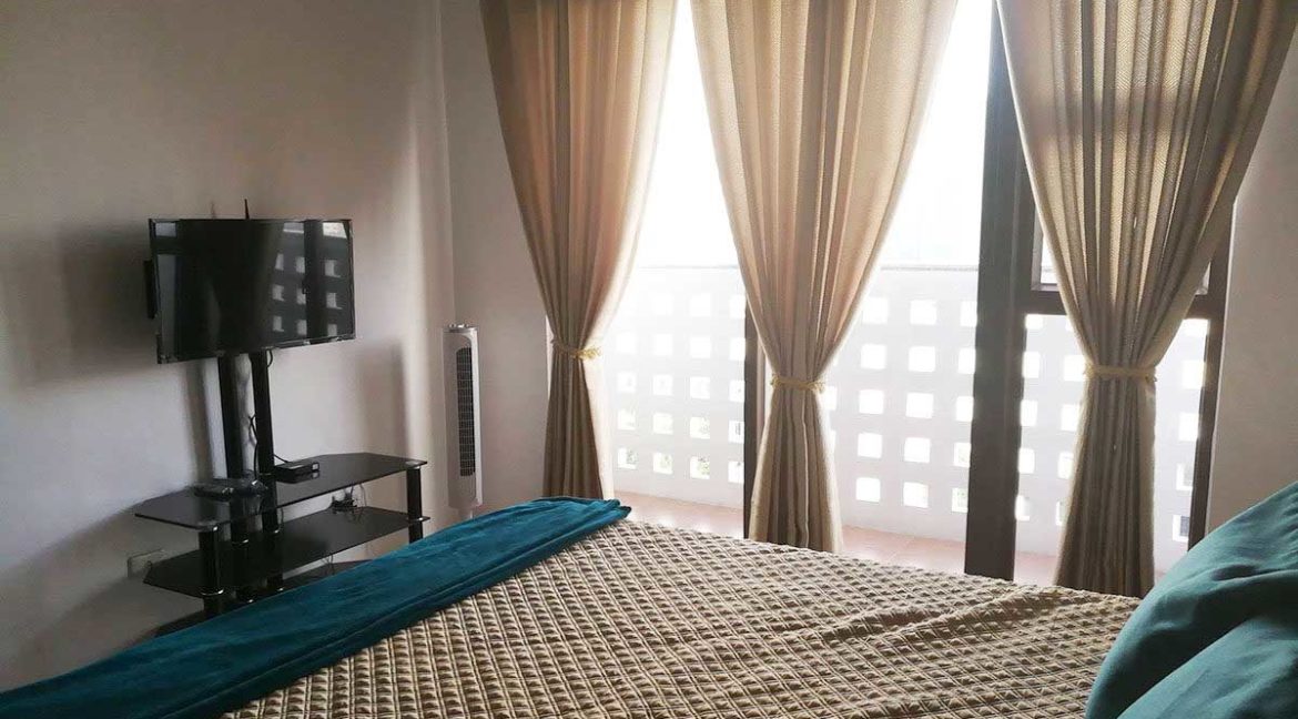 trillium-studio-22sqm-bed-bedview-1200x800