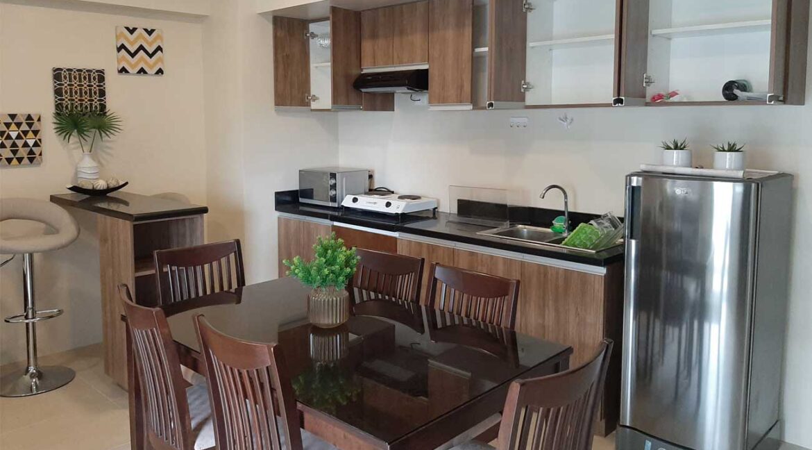 avida-atria-S1-1br-304-dining
