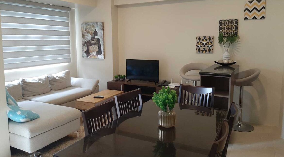 avida-atria-S1-1br-304-living