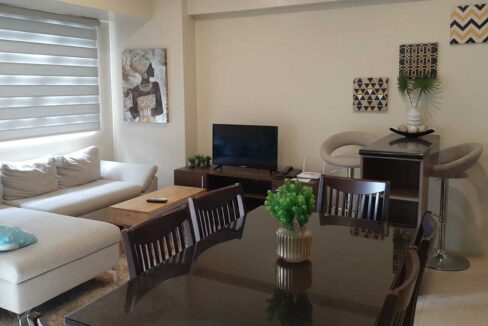 avida-atria-S1-1br-304-living