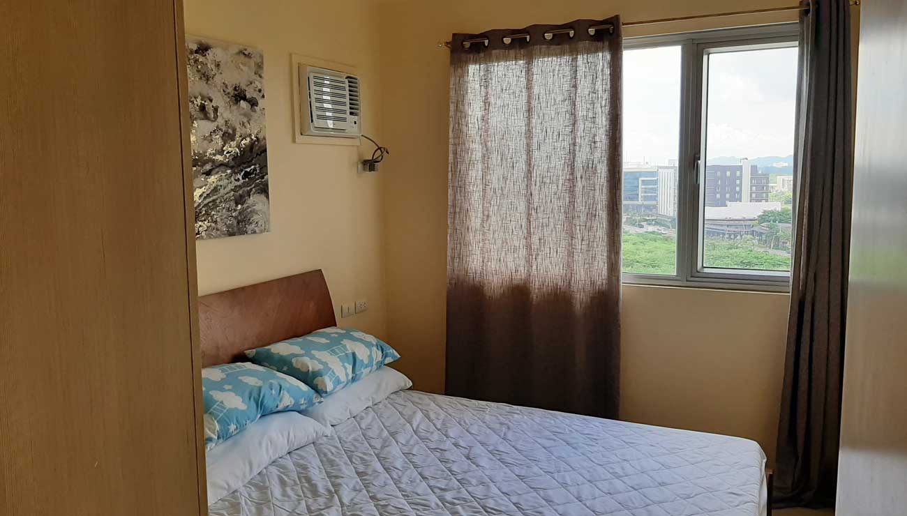Deluxe 2BR with Balcony