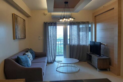 avida-atria-S1-1br-715-living