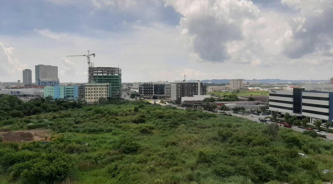 avida-atria-S1-1br-715-view