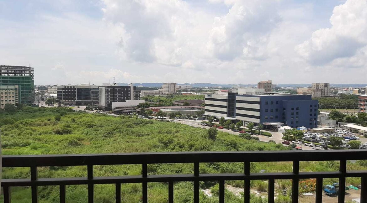 avida-atria-S1-1br-715-view2