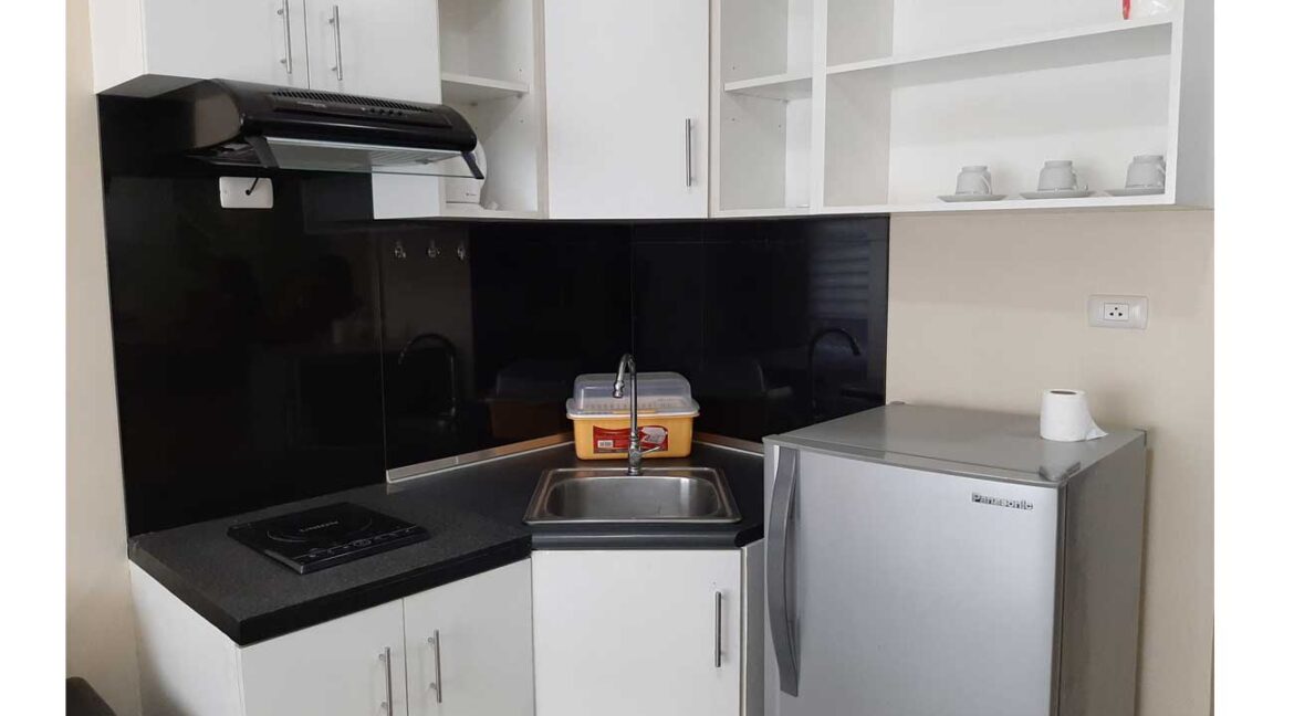 avida-atria-rent-1br-11-kitchen-2