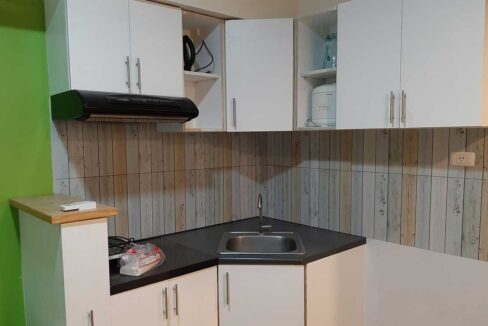 avida-atria-rent-1br-stu-kitchen