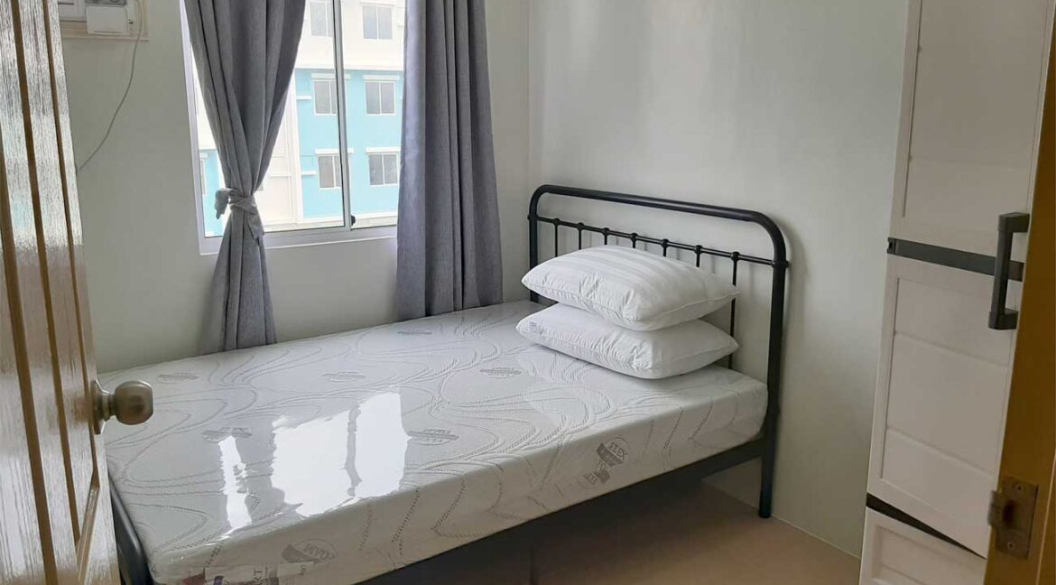 one-spatial-2516-bedroom