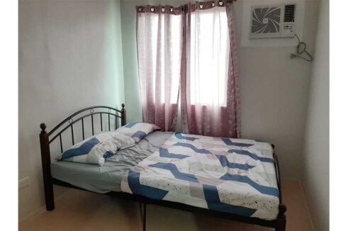 one-spatial-2br-2318-bedrrom-1