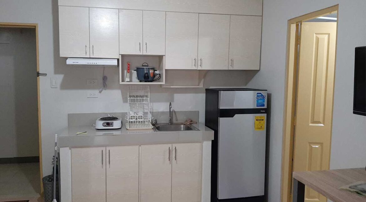 one-spatial-2br-2318-kitchen