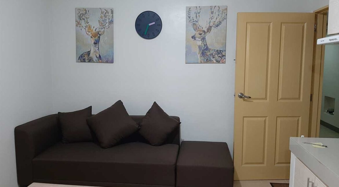one-spatial-2br-2318-living