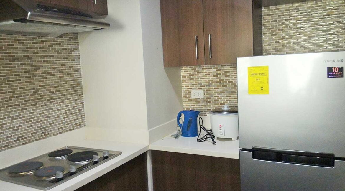 1-bedroom-padgett-8th-kitchen