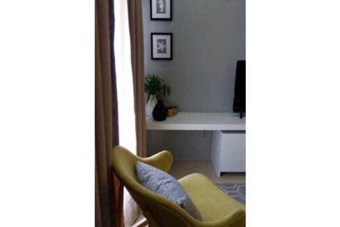 1br-avida-riala-rish-2oth-chair